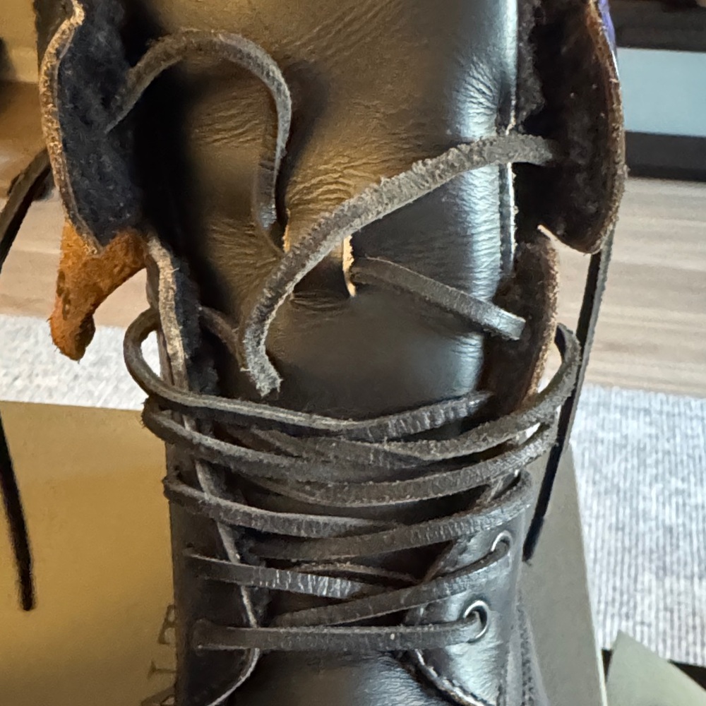 All Saints Shearling Lined Black Lace-Up Leather Combat Boots Winter Size 9 (42) - Picture 4 of 6